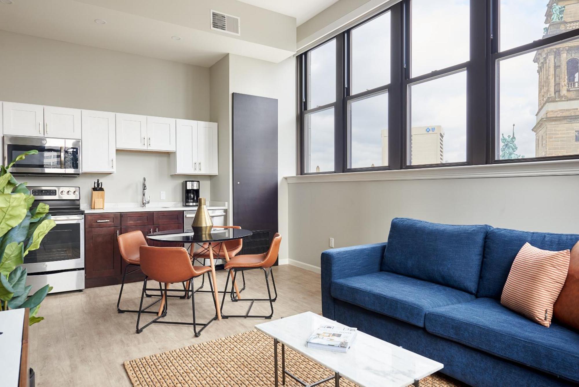 Kasa Cadillac Square Detroit Room photo