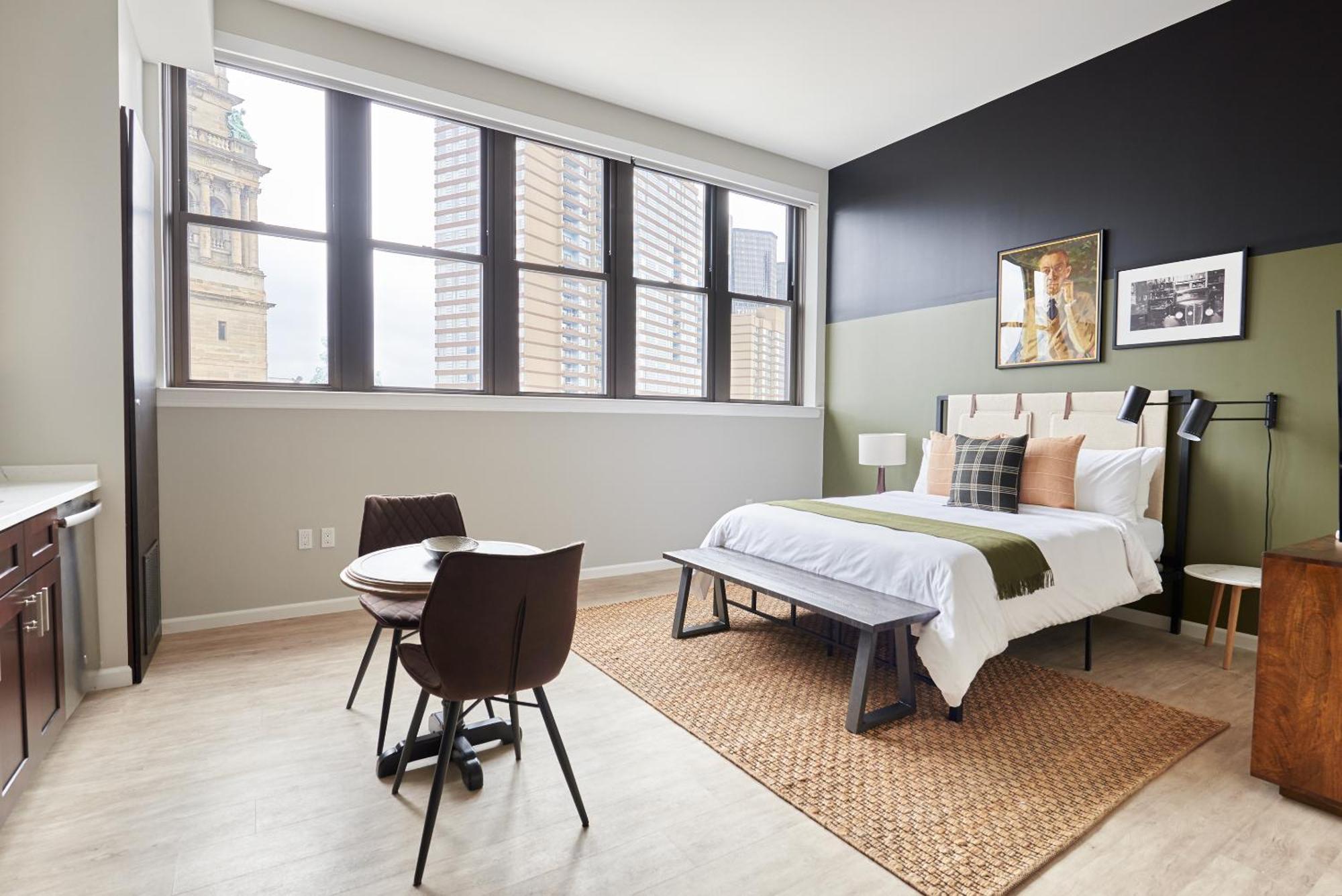 Kasa Cadillac Square Detroit Room photo