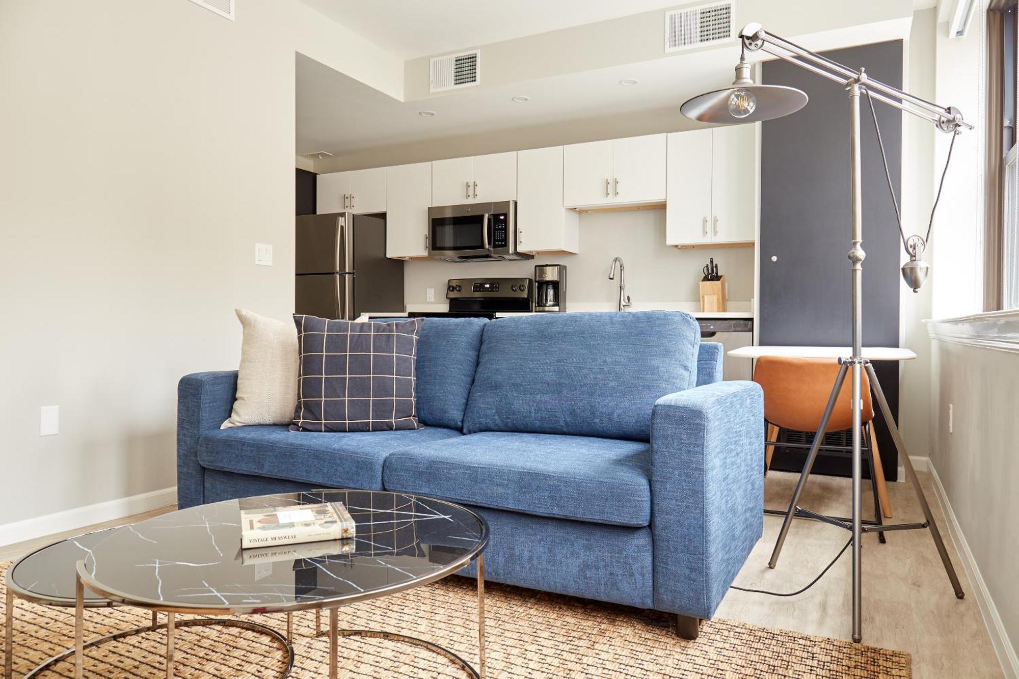 Kasa Cadillac Square Detroit Room photo